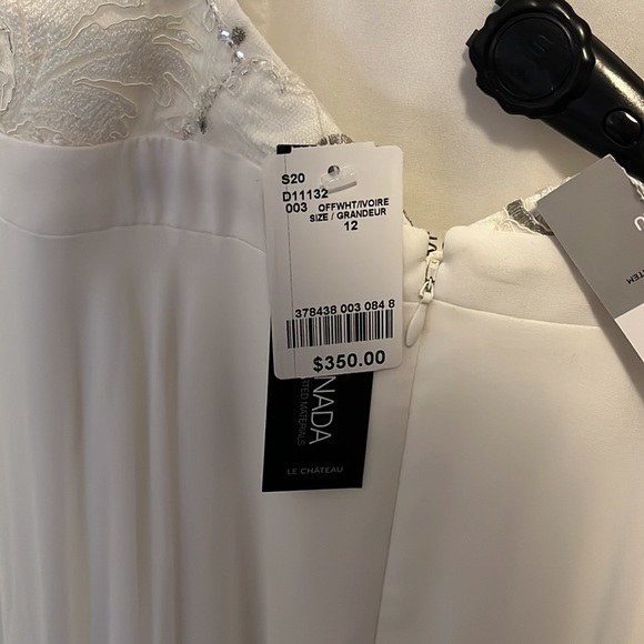 Le Chateau Wedding/Rehearsal Dress - Picture 6 of 8